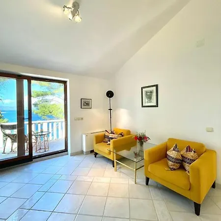 Villa Sunflower - Attractive Area & Seafront! Vila *