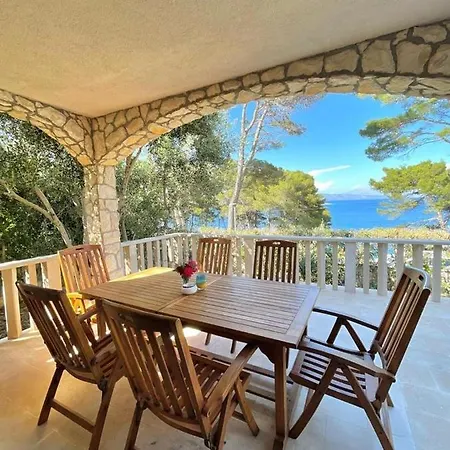 Villa Sunflower - Attractive Area & Seafront! Jelsa (Hvar)